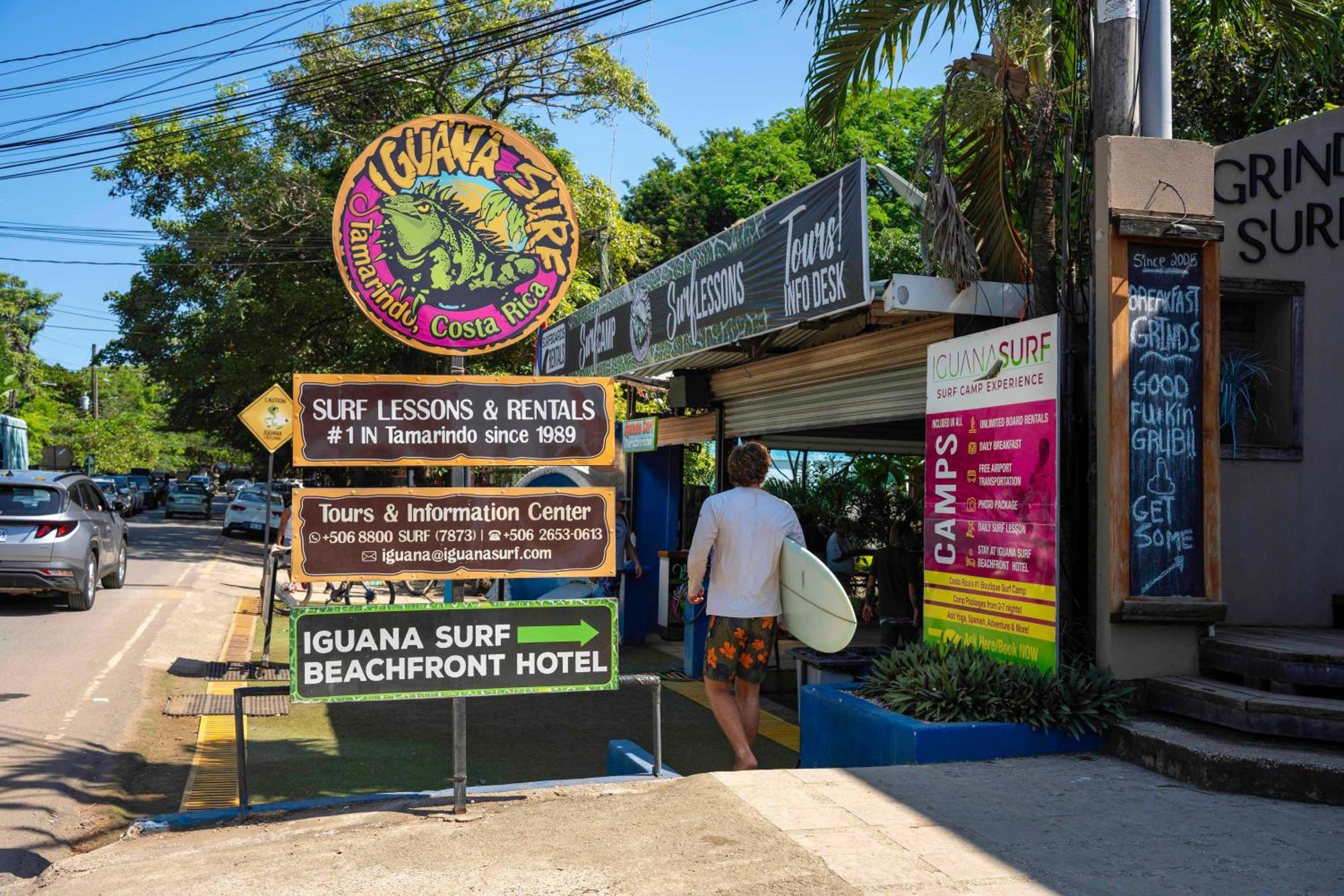 Iguana Surf Camp Hotel Tamarindo Eksteriør billede